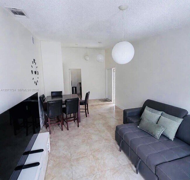 Foto del edificio - 9614 SW 148th Ct