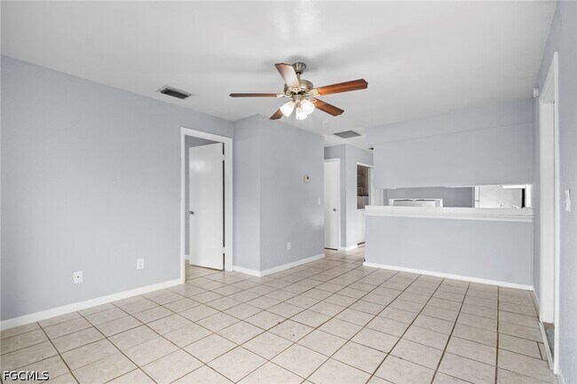 Building Photo - 5449 Tenth Ave
