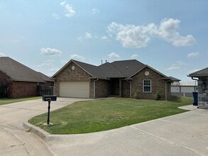 Building Photo - 4428 Peach Tree