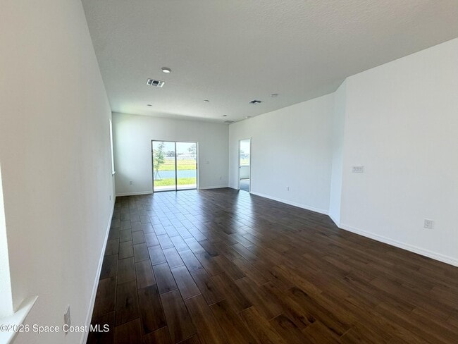 Foto del edificio - 917 Castleford Ave NE