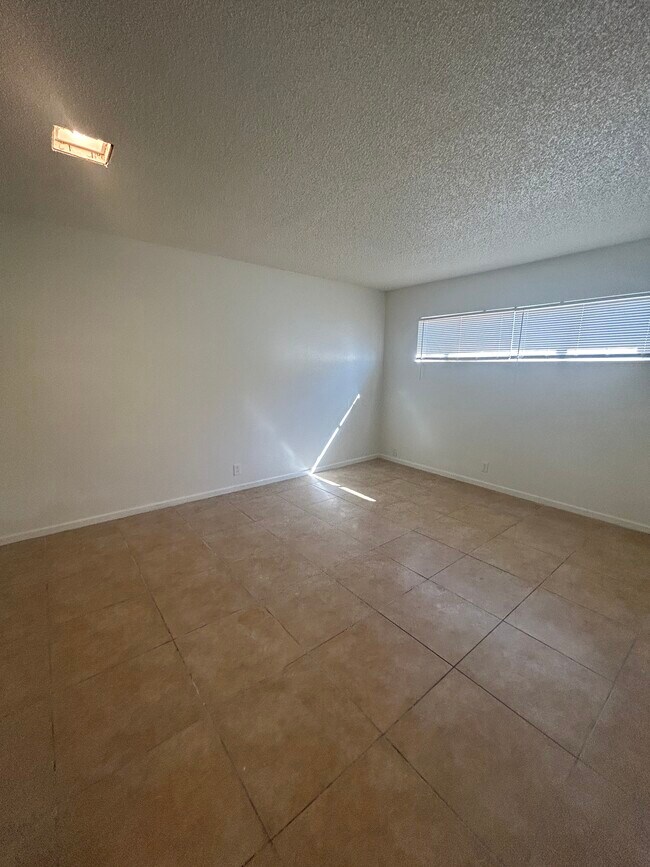 6340 Casada Way, Las Vegas, NV 89107 Condo for Rent in Las Vegas, NV