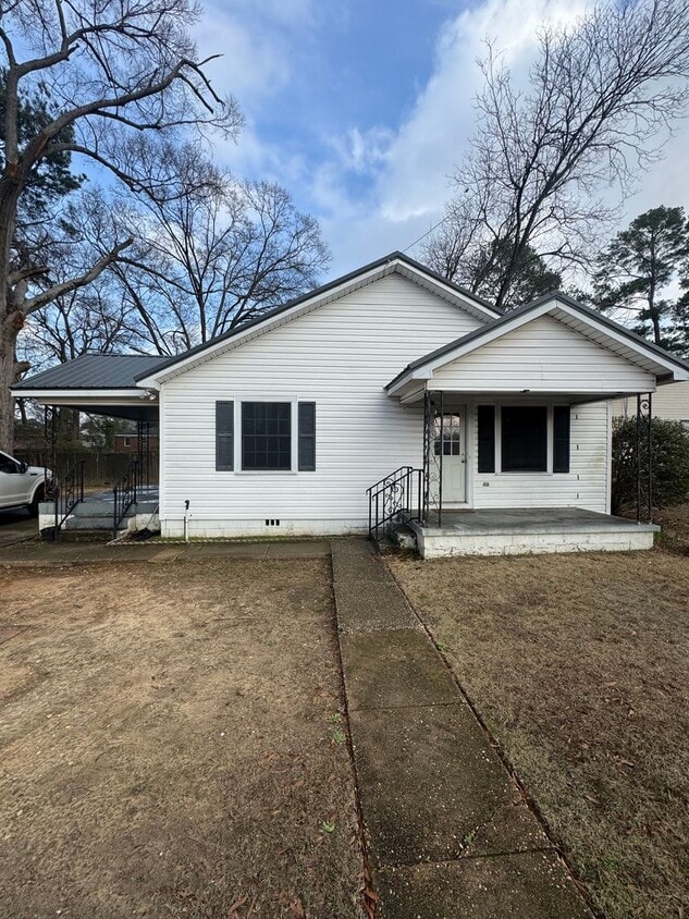 3BR/1BA Northport - 3BR/1BA Northport