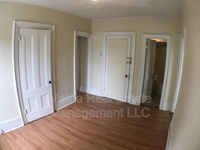 Foto del edificio - 32 Coombs St