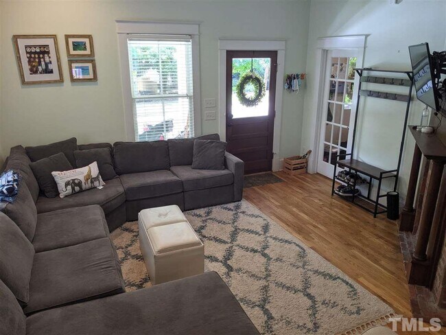 Foto del edificio - 605 Elm St