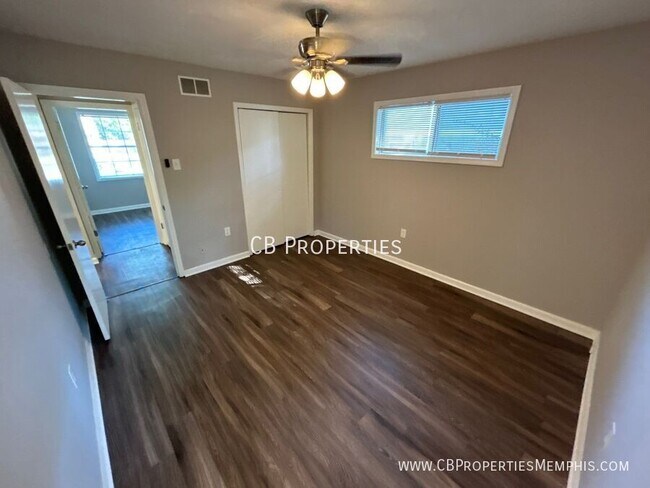 Foto del edificio - 3395 Brockcrest Cove