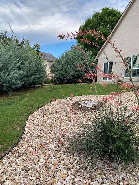 Building Photo - 105 Purple Sage Dr