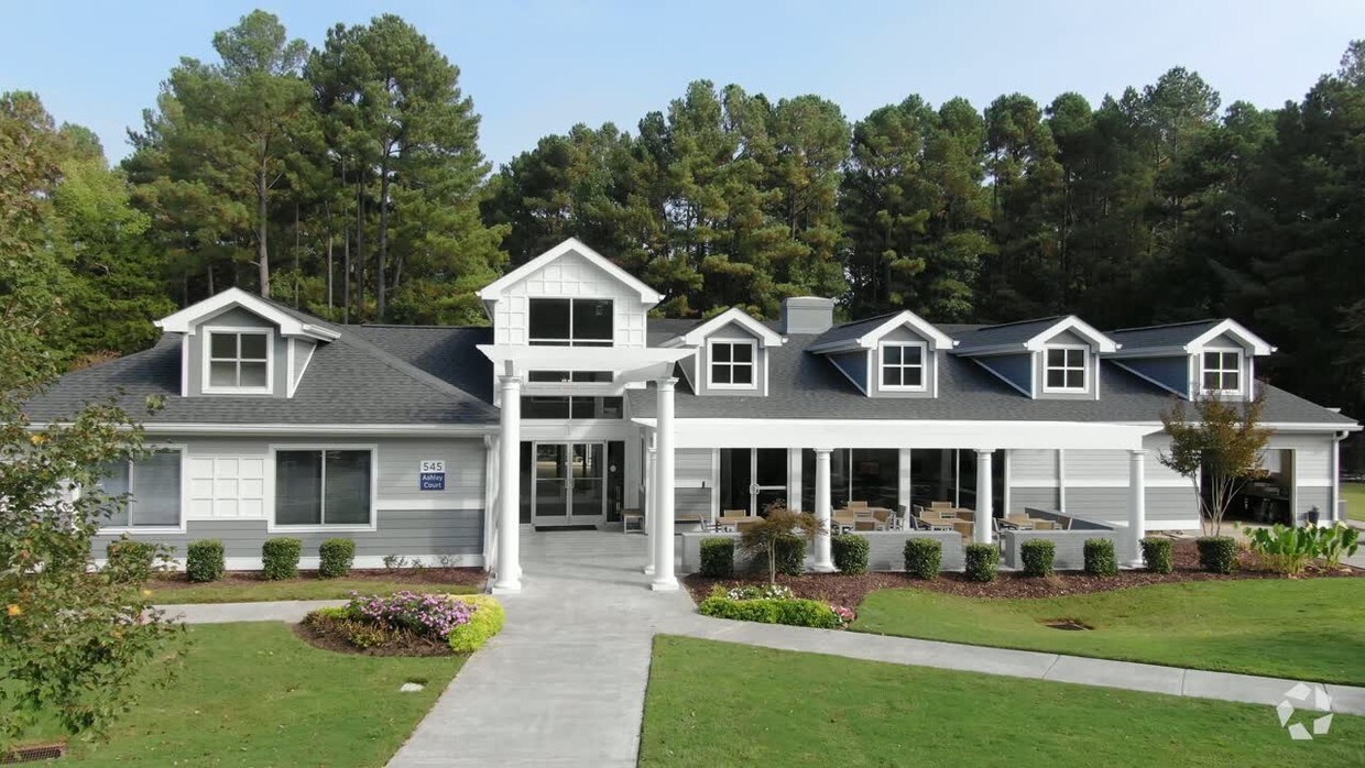 The Apartments at Midtown 501 545 Ashley Ct Chapel Hill, NC Apartments for Rent in Chapel