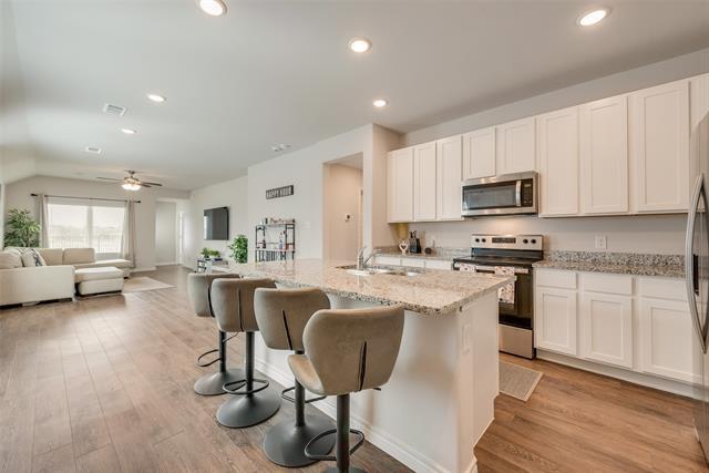 Foto del edificio - 1117 Takeoff Ave