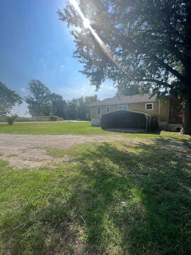 Foto del edificio - 3 bedroom/1.5 bathroom house