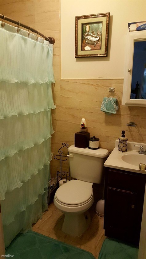 Building Photo - 4050 Bronx Blvd