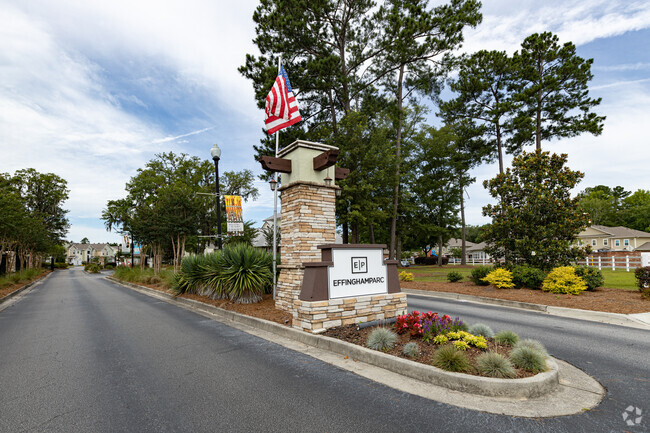 Building Photo - Effingham Parc