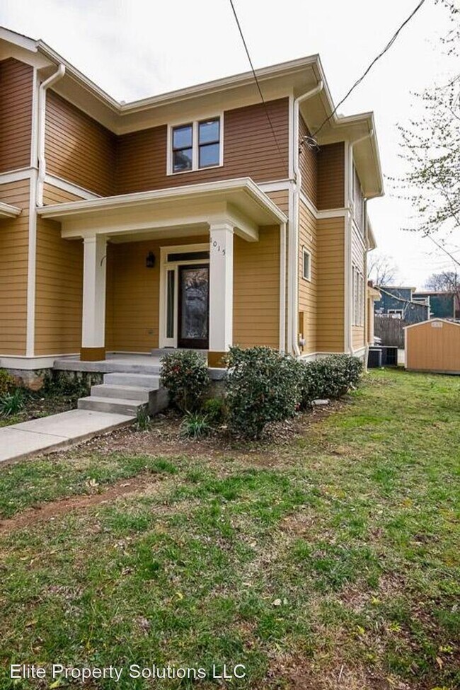 3 br, 2.5 bath House 1015 N 14th St House for Rent in Nashville, TN