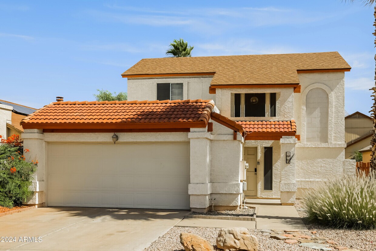 Foto principal - 514 E Topeka Dr
