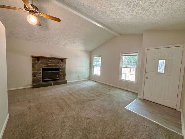 Foto del edificio - 3Bed/2Bath Lake Monticello Rental