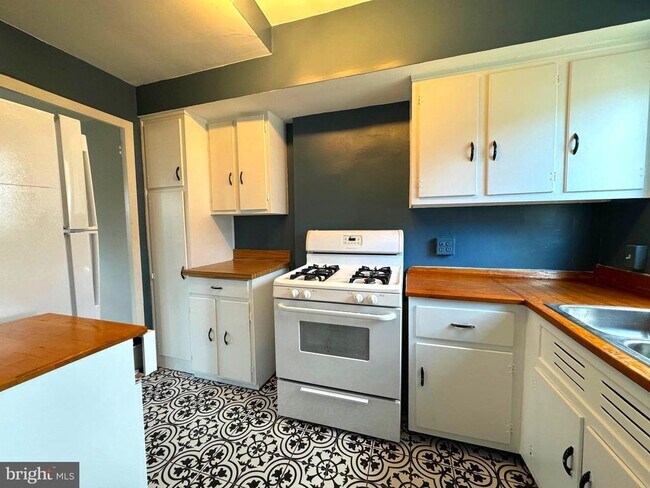 Foto del edificio - 1726 Preston Rd