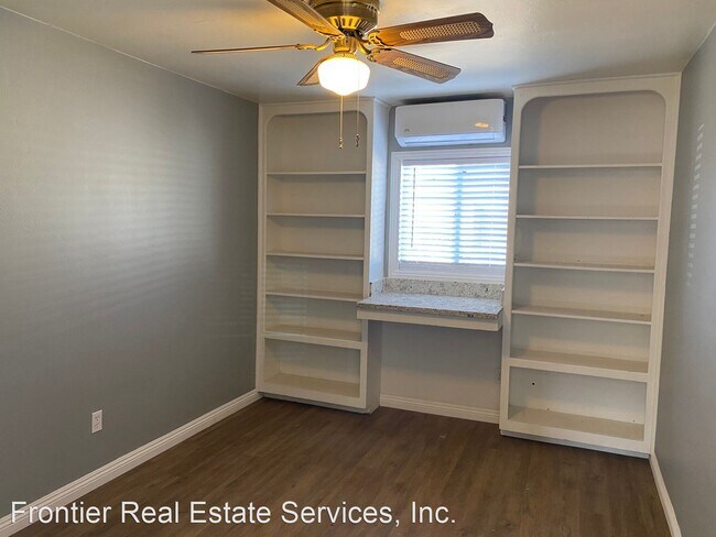 Building Photo - 3 br, 2 bath House - 908 Acacia Court