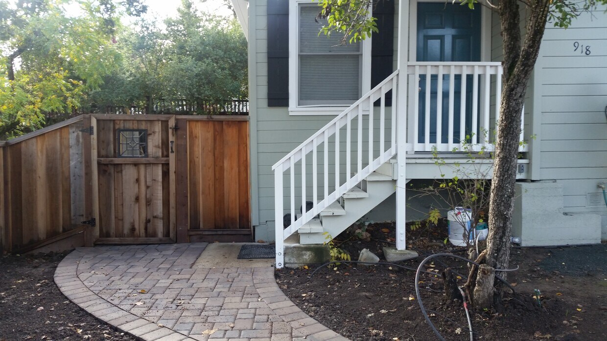 918 Oak St, Lafayette, CA 94549 Townhome Rentals in Lafayette CA