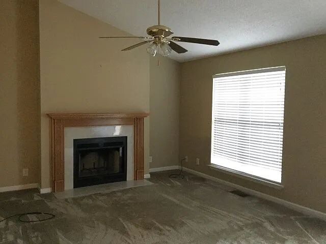 Primary Photo - 4021 New Grange Cir