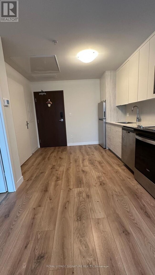 Building Photo - 60 Frederick St