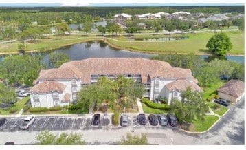 Building Photo - 13815 Fairway Island Dr