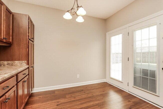 Building Photo - 4867 Beryl Dr