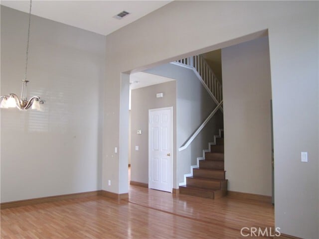 Building Photo - 5661 Knollside Way
