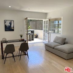 Building Photo - 2222 Neilson Wy