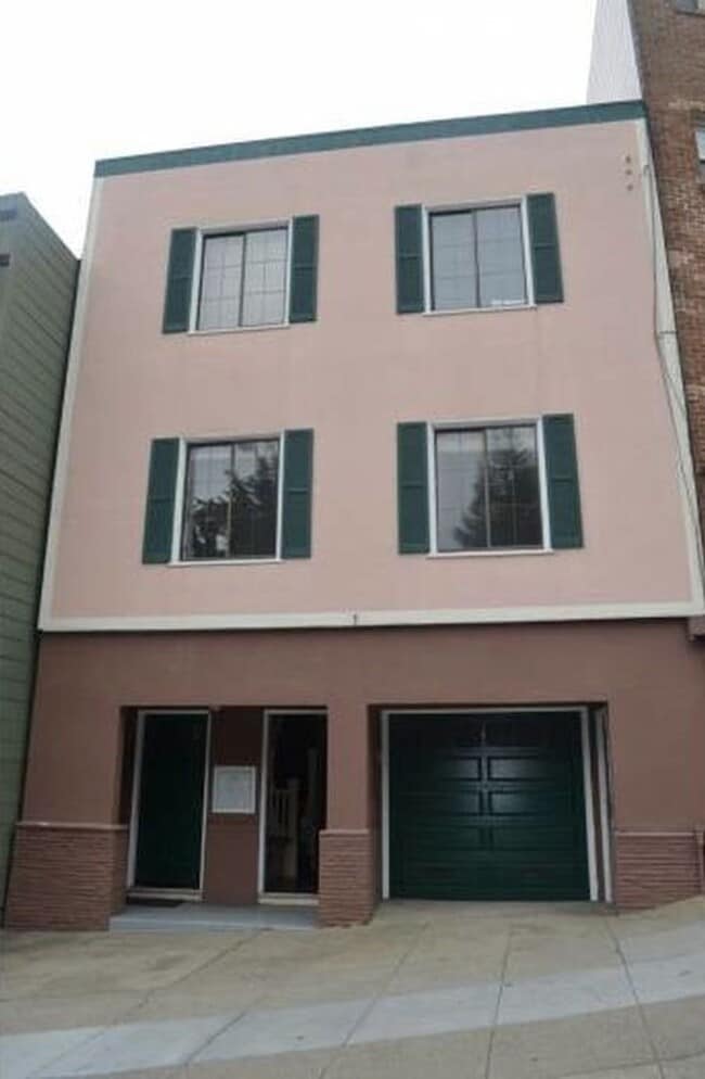 Building Photo - 722-724-724 Parnassus Ave