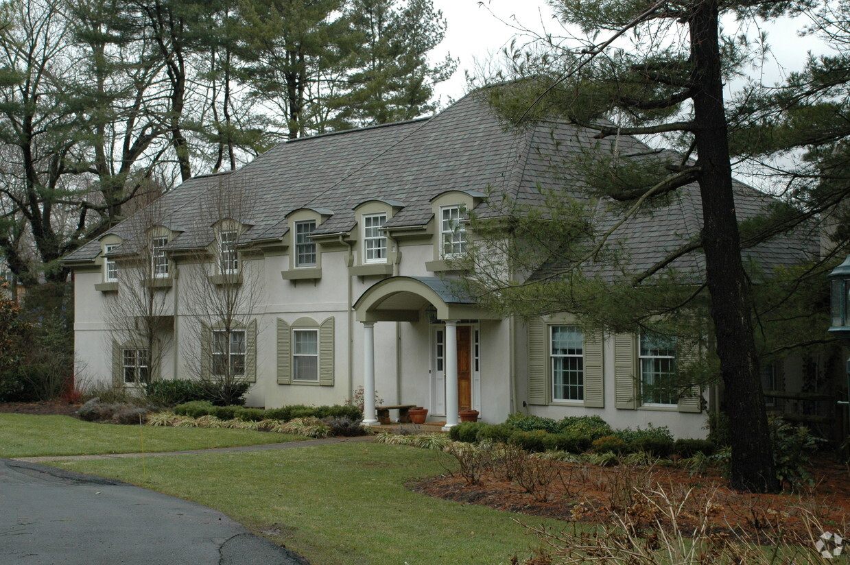 Primary Photo - 1599 Fairville Rd