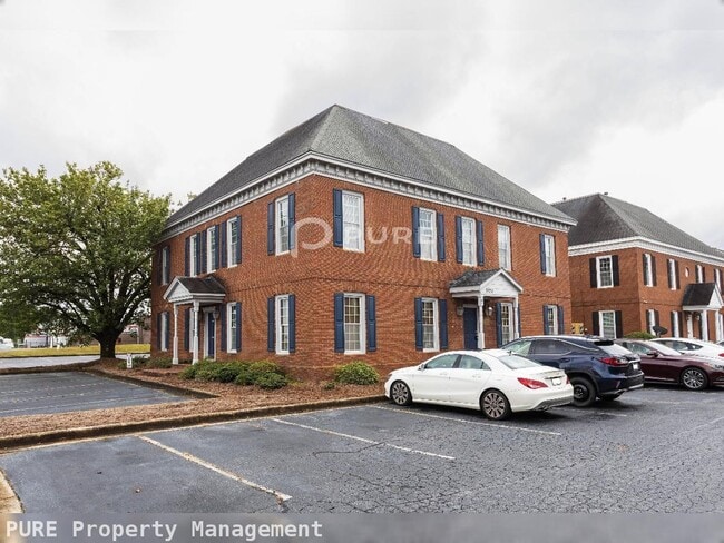 Foto del edificio - 7175 Jonesboro Rd