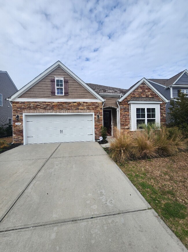 Building Photo - 2825 Scarecrow Way