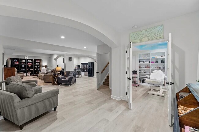Foto del edificio - 5920 Hunton Wood Dr