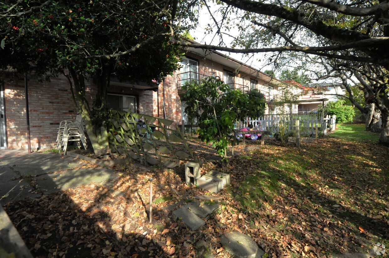 Foto del edificio - 617 SW 156th St