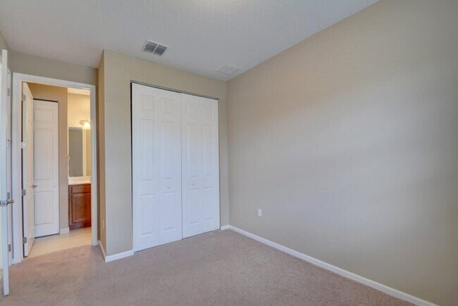 Foto del edificio - 2916 Payson Way
