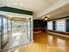 12 Temby Ave