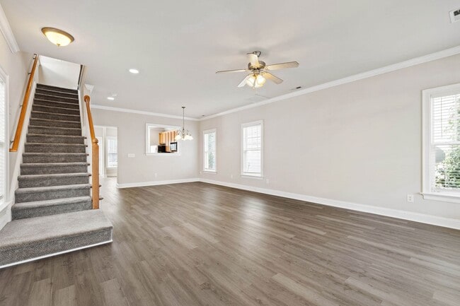Building Photo - Charming and Move-In Ready 3BR Home | Prim...
