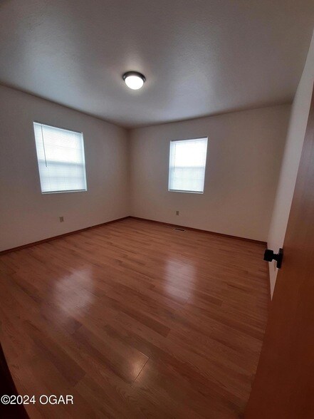 Foto del edificio - 2315 Bird Ave