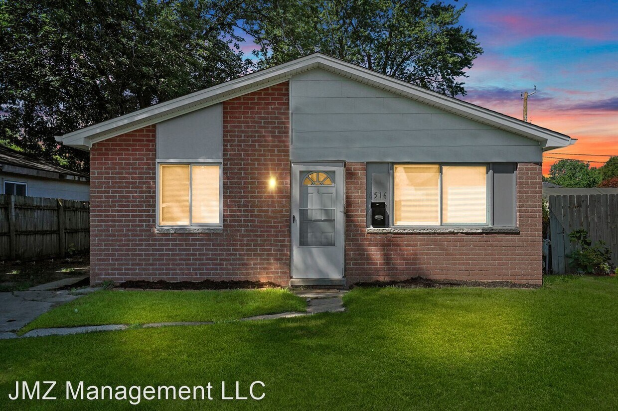 Primary Photo - 3 br, 1 bath House - 6516 Oak St