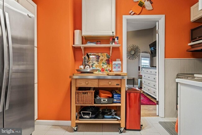 Building Photo - 1910 Parker Ave