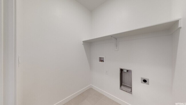 Building Photo - 546 S 1040 W