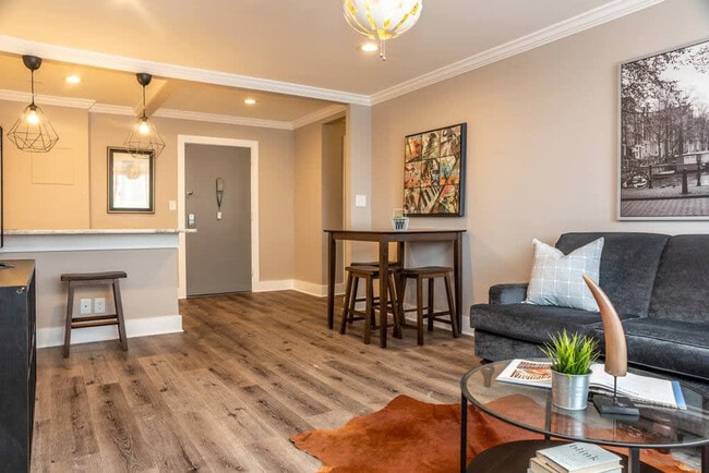 Building Photo - 215 Piedmont Ave NE