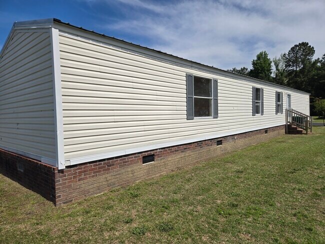 Foto del edificio - 2115 Cattail Cir