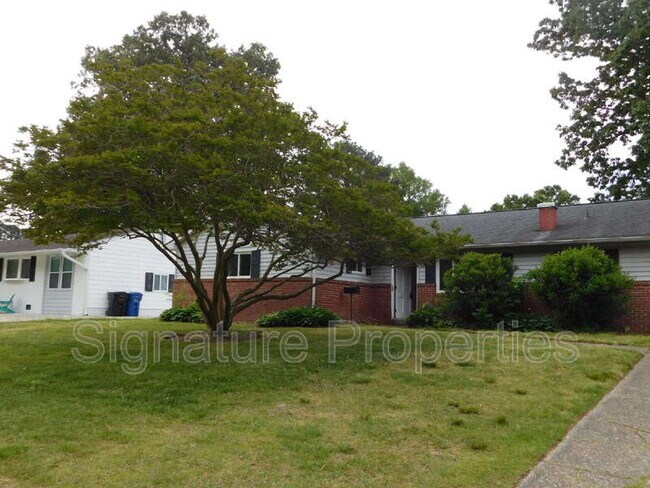 Foto del edificio - 13420 Crest Cir
