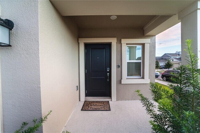 Building Photo - 4022 Ambrose Ave