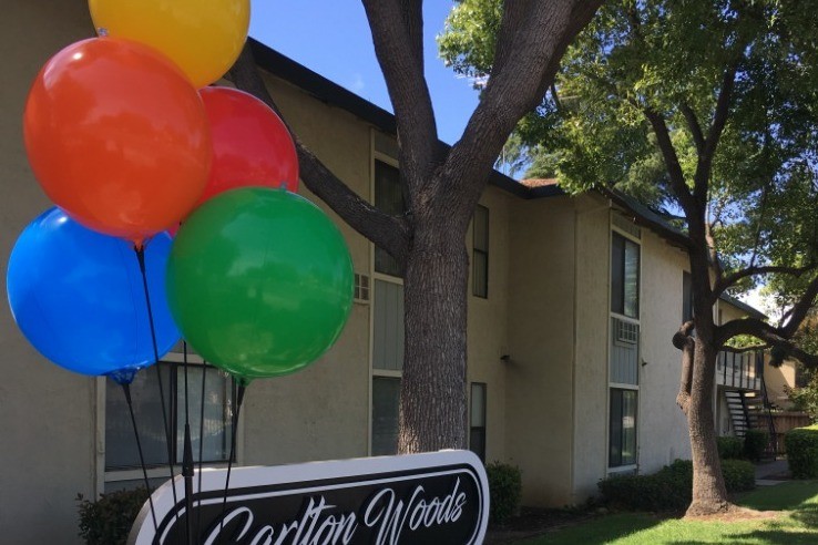 Foto principal - Carlton Woods Apartments