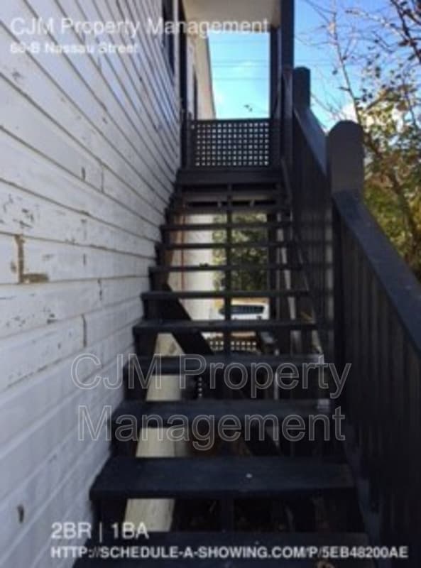 Building Photo - 68 Nassau St