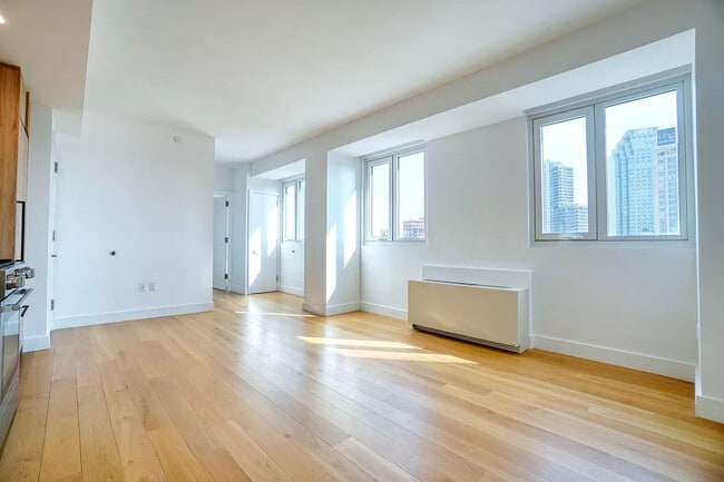 Living Room - 4202 Crescent St