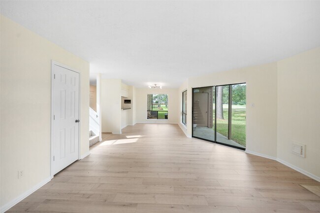 Foto del edificio - 20271 Sunny Shores Dr