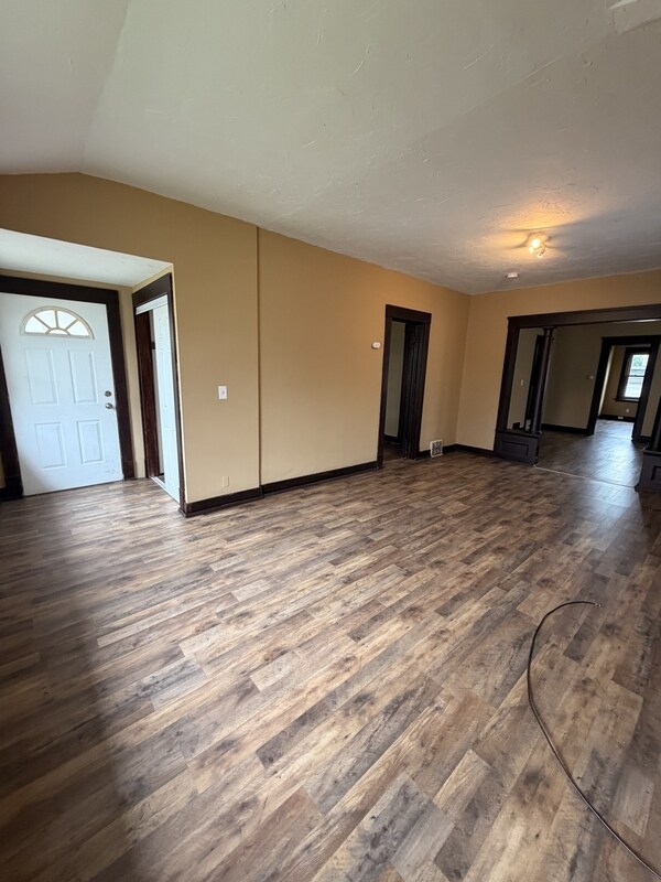 Foto del edificio - 3802 Poe Ave