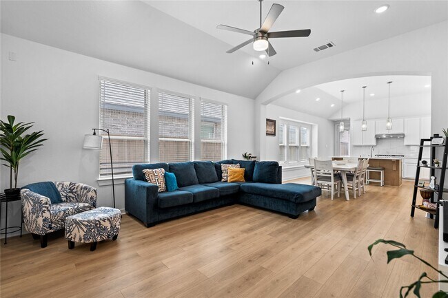 Foto del edificio - 7478 Cattail Fls Ln